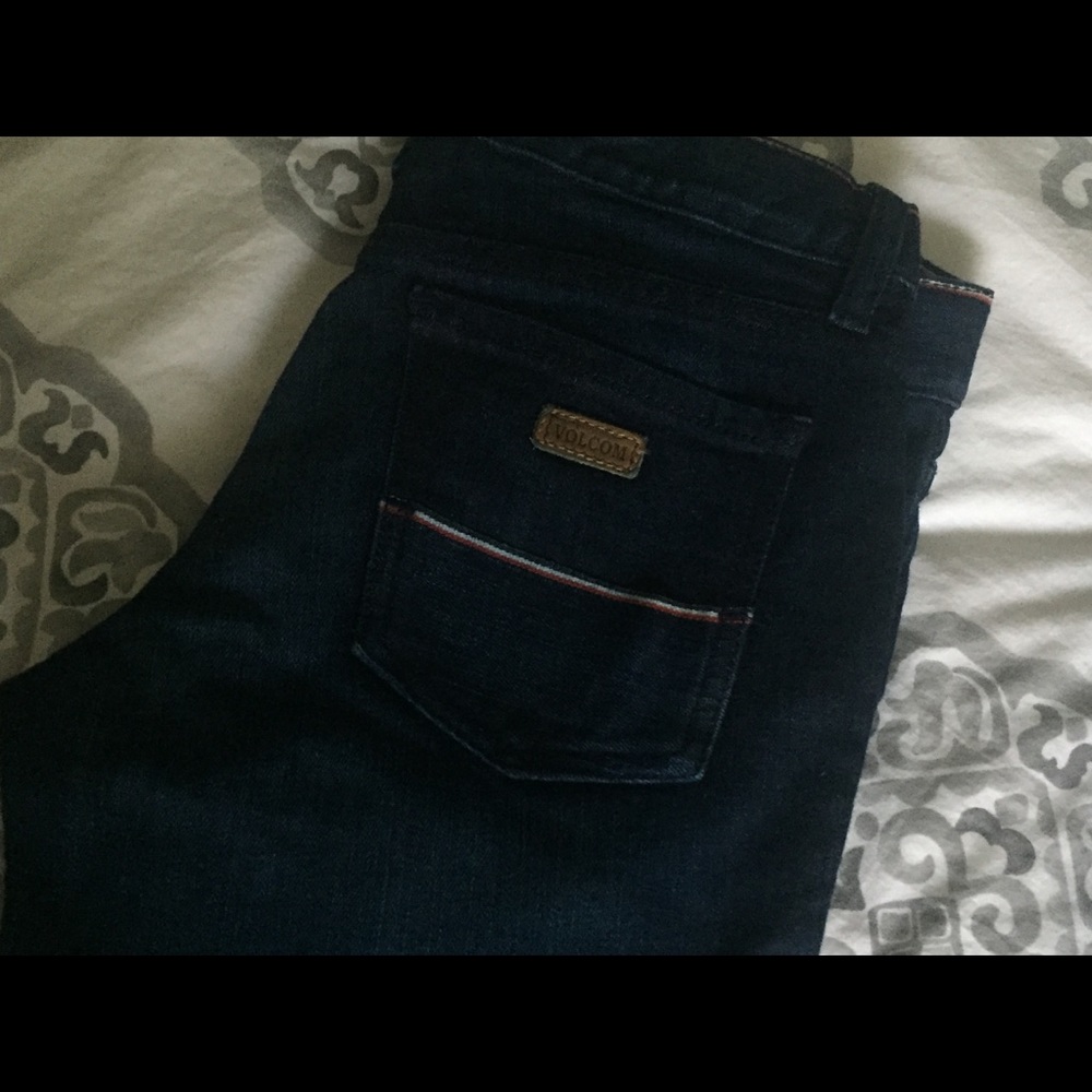 Summer Cute VOLCOM jeans cropped, at lower calf!